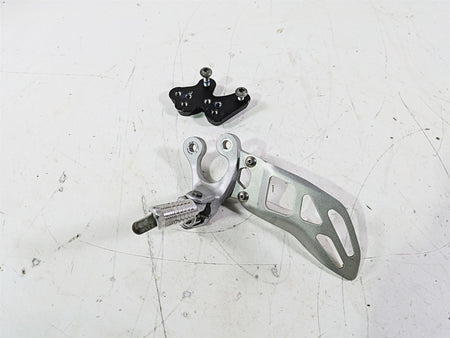 2016 Suzuki GSXR1000 Left Front Rider Driver Foot Peg & Mount 43521-47H20 {{ shop.shopifyCountryName }} - Mototech271