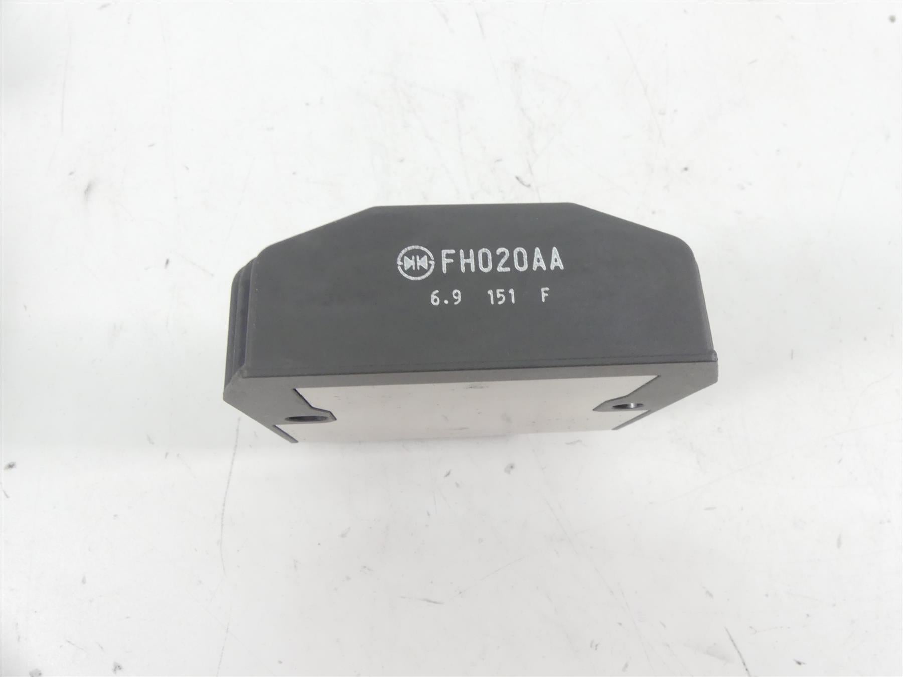 2017 BMW R1200RT K52 Rectifier Voltage Regulator FH020AA 12318523367 {{ shop.shopifyCountryName }} - Mototech271