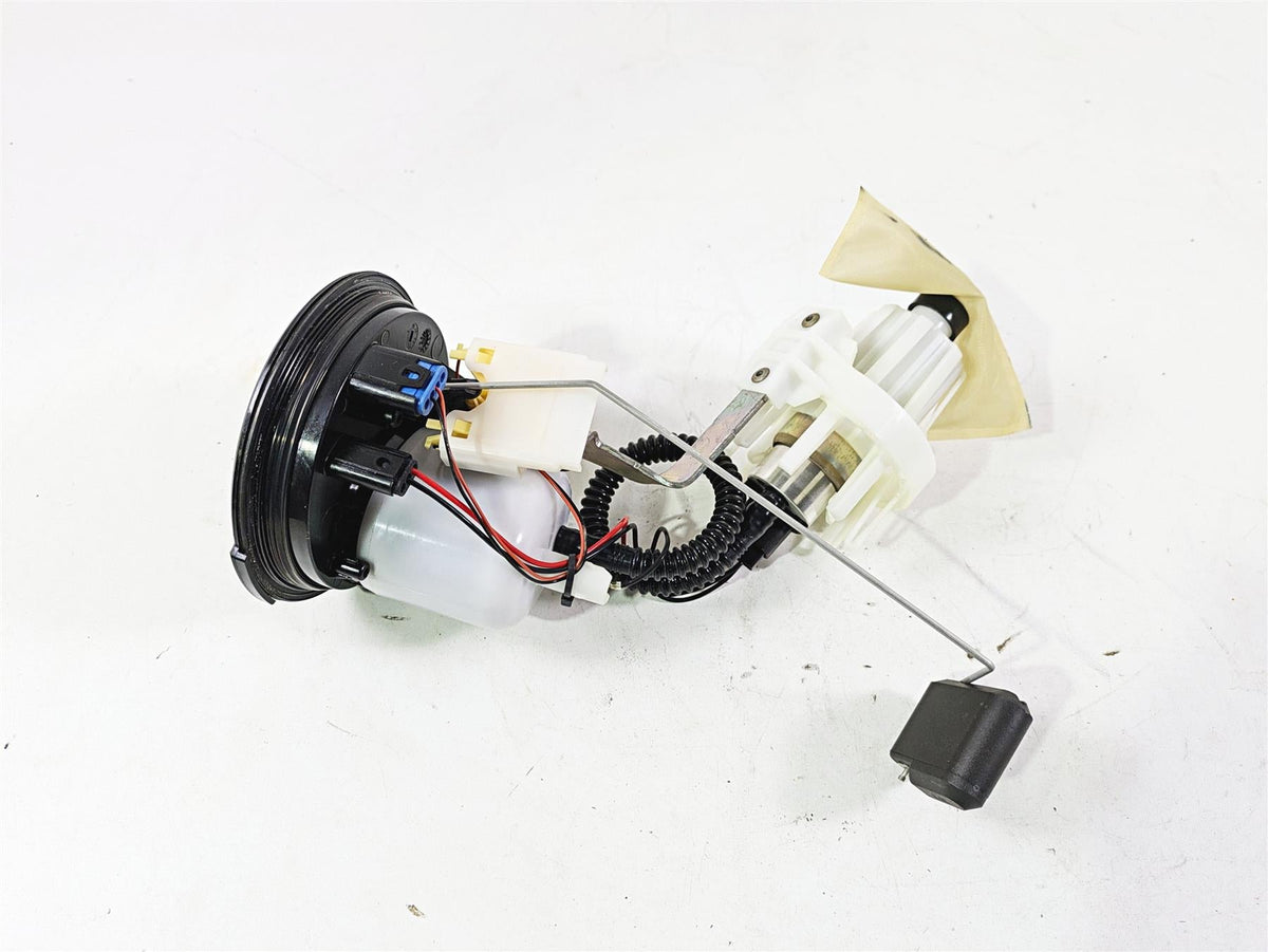 2021 BMW R1250GS K51 Adv Fuel Gas Petrol Pump & Sender READ 16148393577 {{ shop.shopifyCountryName }} - Mototech271