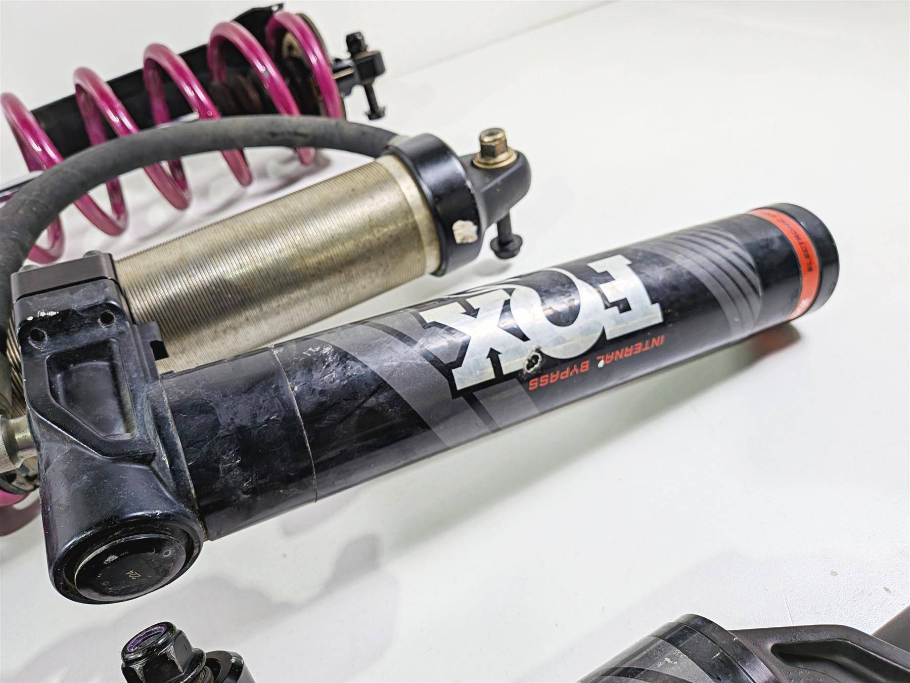 2022 Can Am Maverick X3 XRC Turbo RR 72" Fox Smart Shock Set 706002238 706202388-Mototech271