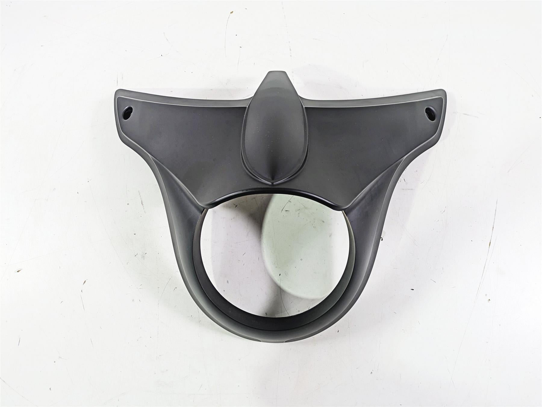 2018 Indian Chieftain Limited Kuryakyn Signature Series Headlight Bezel P377140 {{ shop.shopifyCountryName }} - Mototech271