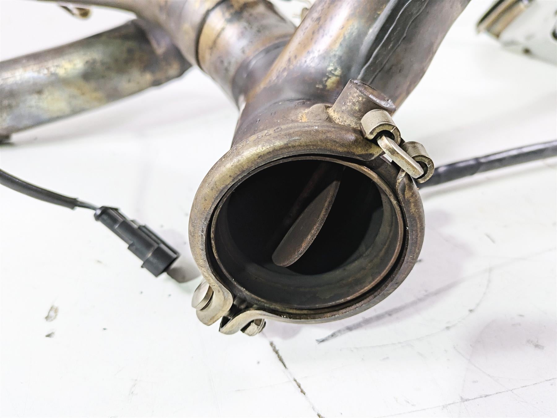 2015 Ducati Panigale 1299 S Exhaust Header & Servo Set 57014452A 57114423B {{ shop.shopifyCountryName }} - Mototech271