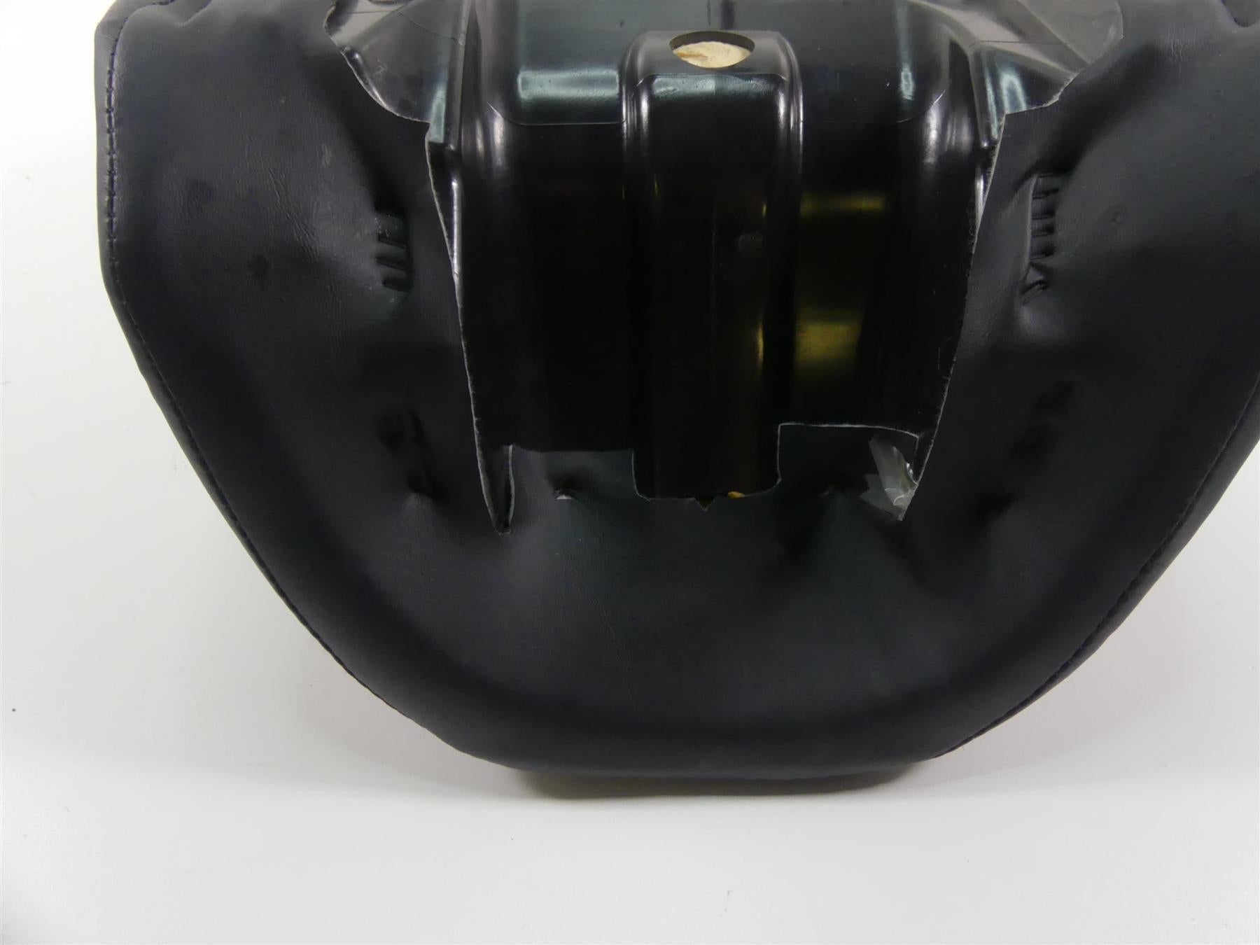 2006 Harley VRSCD Night Rod Nice Front Rider Driver Seat Saddle 52326-06 {{ shop.shopifyCountryName }} - Mototech271