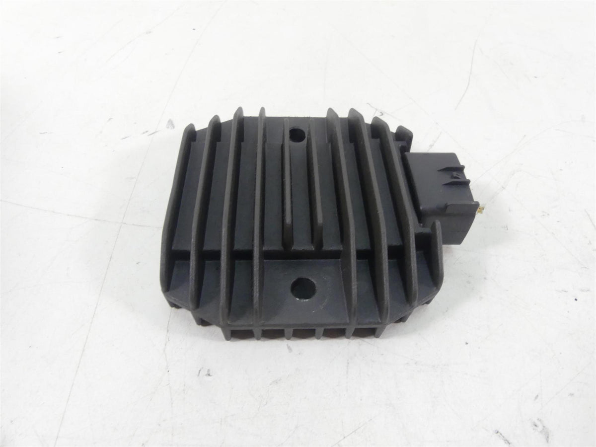 2002 Yamaha XVS1100 V-Star Rectifier Voltage Regulator 5BN-81960-00-00 SH650D-11 {{ shop.shopifyCountryName }} - Mototech271