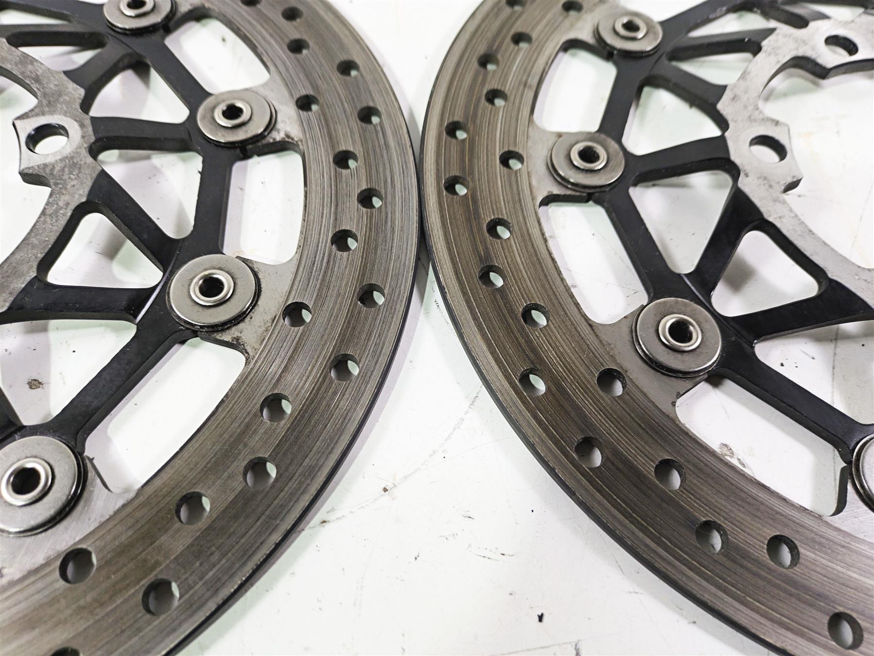 2012 Triumph Daytona 675 Sunstar Front Brake Disc Rotor Set T2021045 {{ shop.shopifyCountryName }} - Mototech271