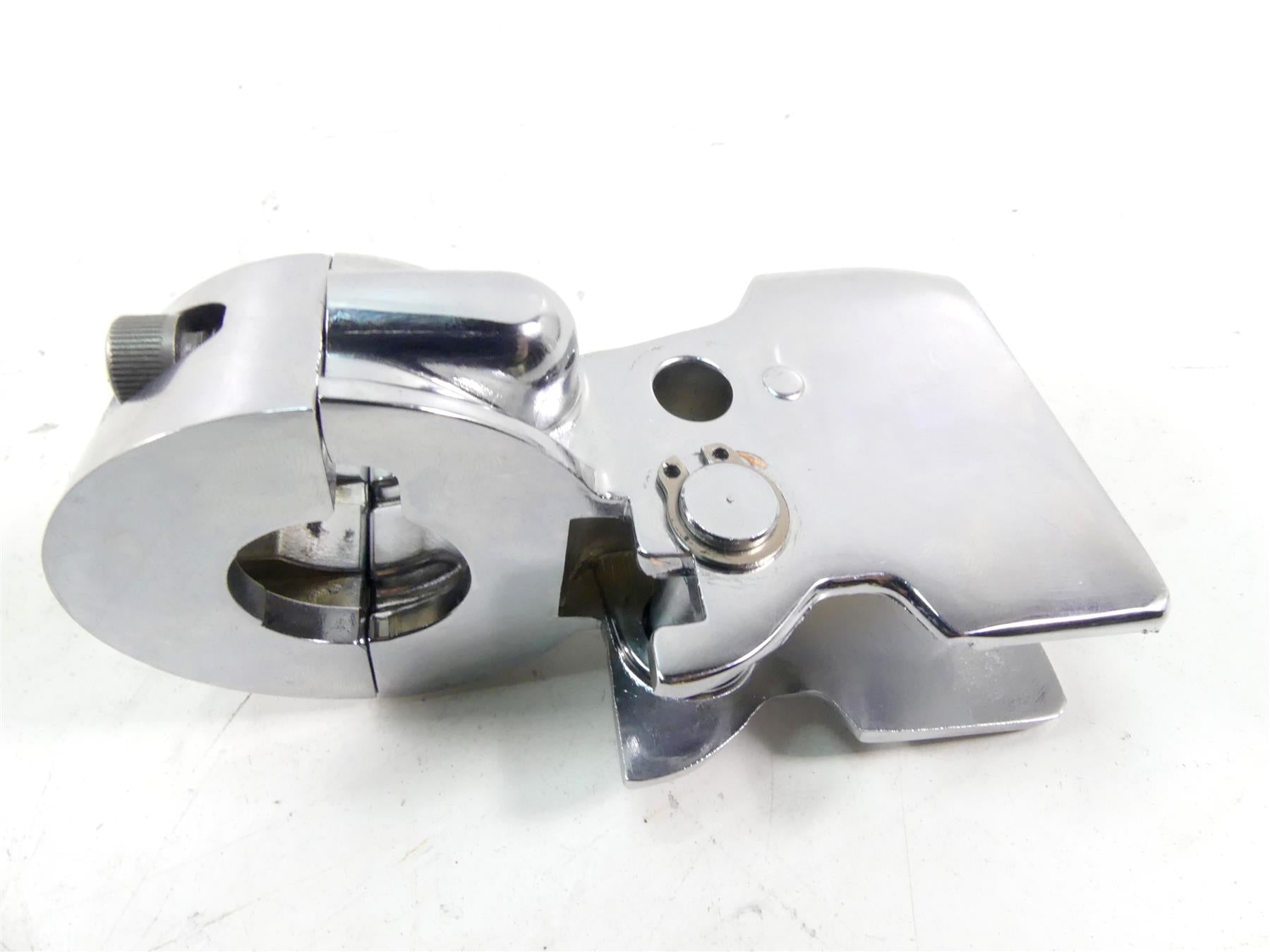 2017 Harley Softail FXSB Breakout Chrome Clutch Perch 38700-08A {{ shop.shopifyCountryName }} - Mototech271