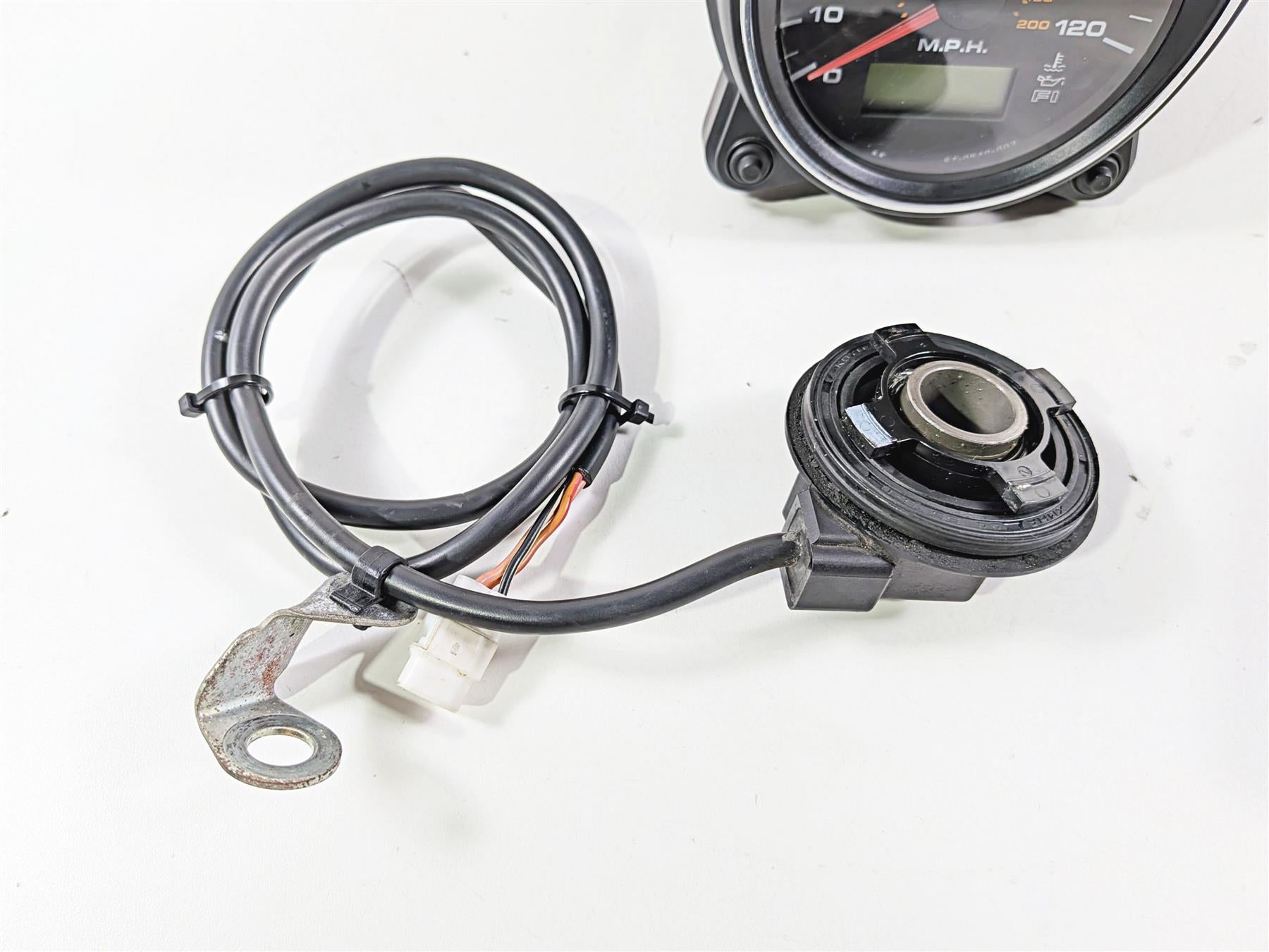 2005 Suzuki VZ800 M50 Boulevard Speedometer Gauge Instrument +Sensor 34120-39G11 {{ shop.shopifyCountryName }} - Mototech271