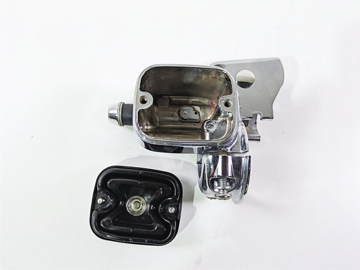 2008 Harley FXCWC Softail Rocker Front 9/16" Brake Master Cylinder 45019-08C {{ shop.shopifyCountryName }} - Mototech271