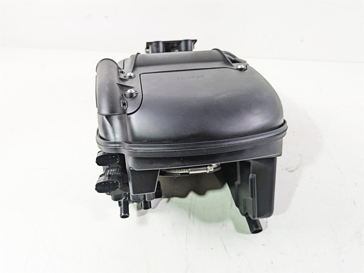 2018 Ducati Hypermotard 939 SP Air Box Cleaner Breather Filter 44212691B {{ shop.shopifyCountryName }} - Mototech271