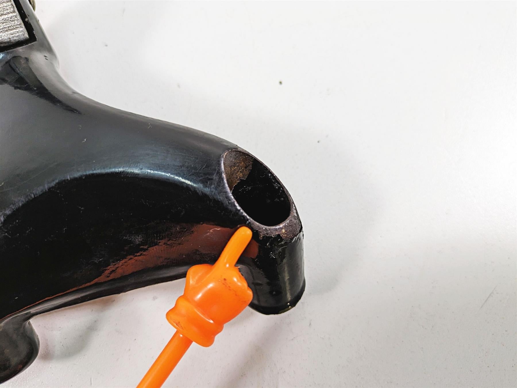 2006 Harley Sportster XL1200 Left Side Passenger Foot Peg Rest 49315-04 {{ shop.shopifyCountryName }} - Mototech271