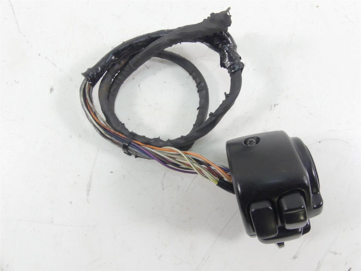 2011 Harley Touring FLTRU Road Glide Right Cruise Control Switch -Read 71682-06A {{ shop.shopifyCountryName }} - Mototech271