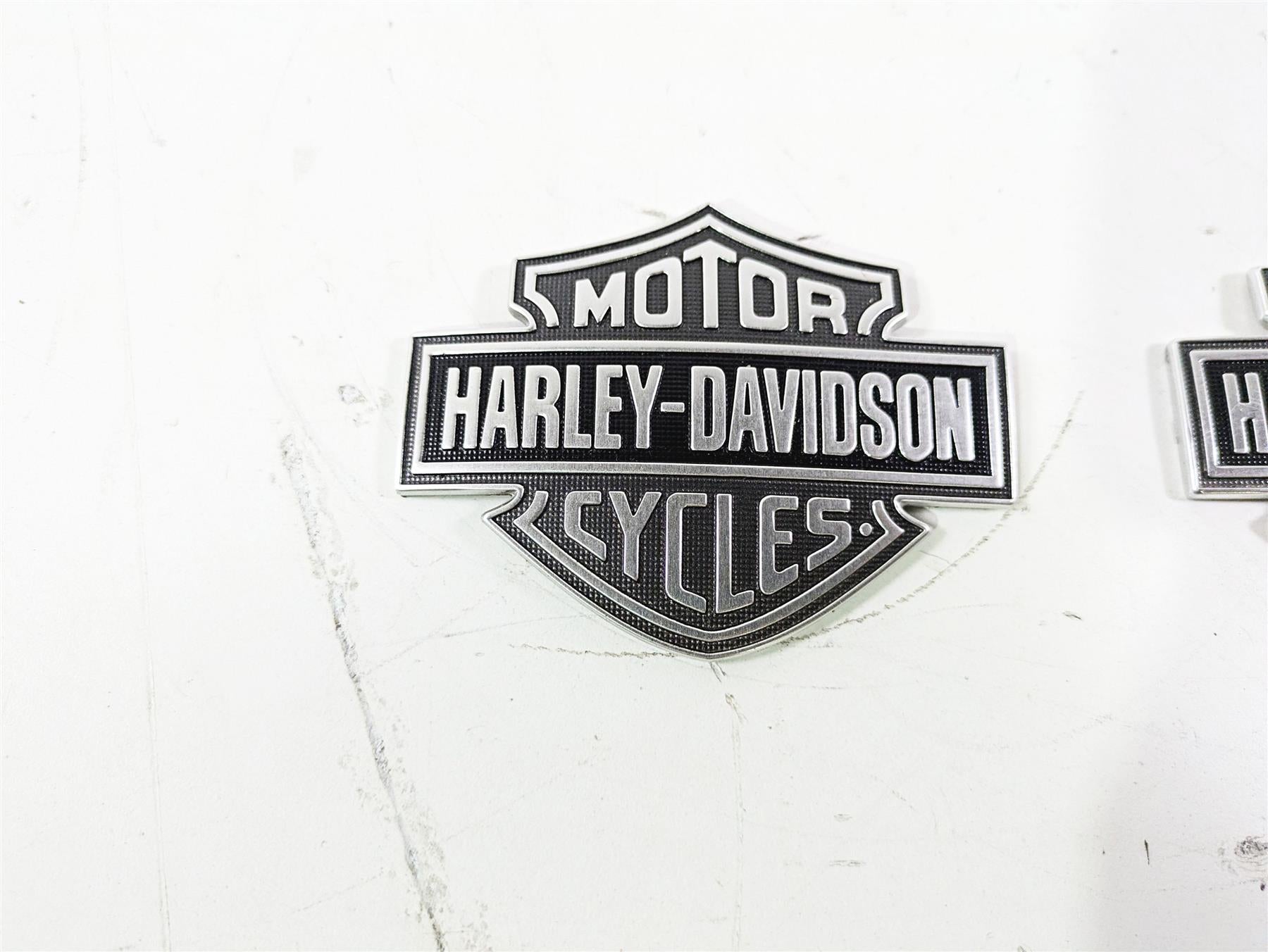 2017 Harley FLS Softail Slim Fuel Gas Petrol Tank Emblem Set 61400055 61400056 {{ shop.shopifyCountryName }} - Mototech271