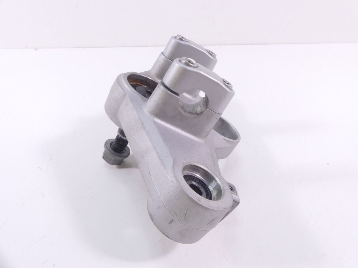 2008 BMW R1200R K27 Showa Upper Triple Tree Steering Clamp + Riser 31428520326 {{ shop.shopifyCountryName }} - Mototech271