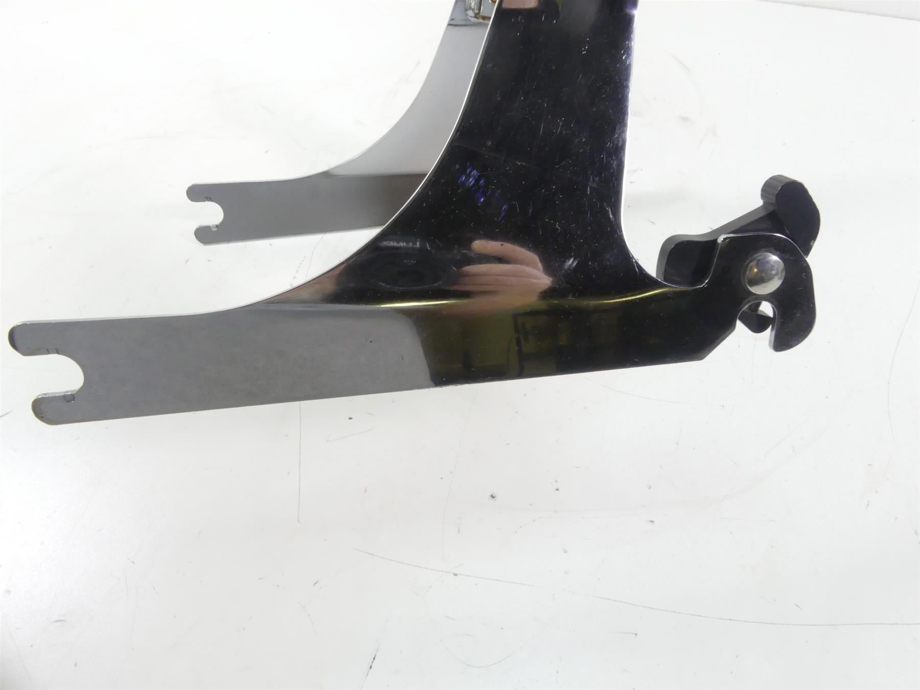 1997 Harley Dyna FXDS Super Glide Conv Mustang Passenger Backrest - Read 76498 {{ shop.shopifyCountryName }} - Mototech271