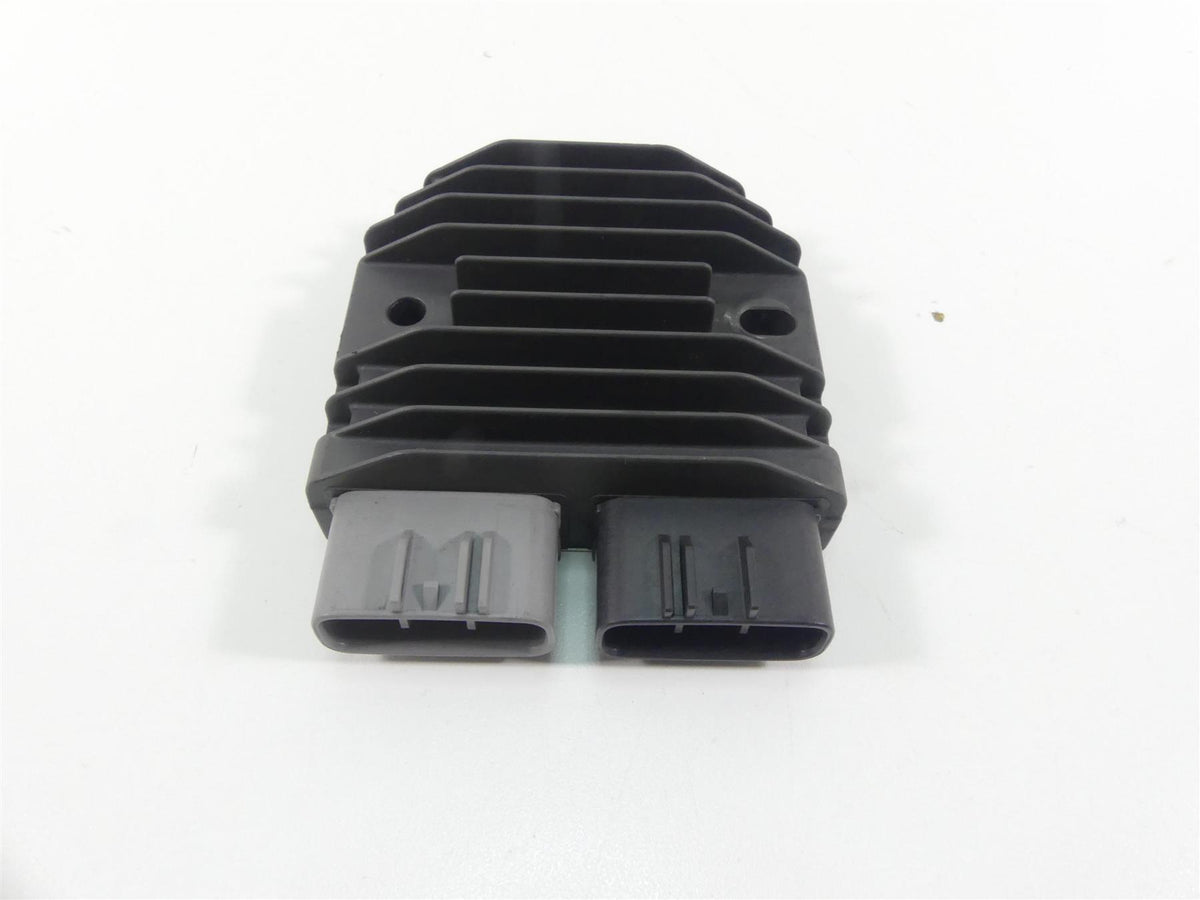 2013 Triumph Rocket 3 Touring Rectifier Voltage Regulator T1300470 FH009AA {{ shop.shopifyCountryName }} - Mototech271