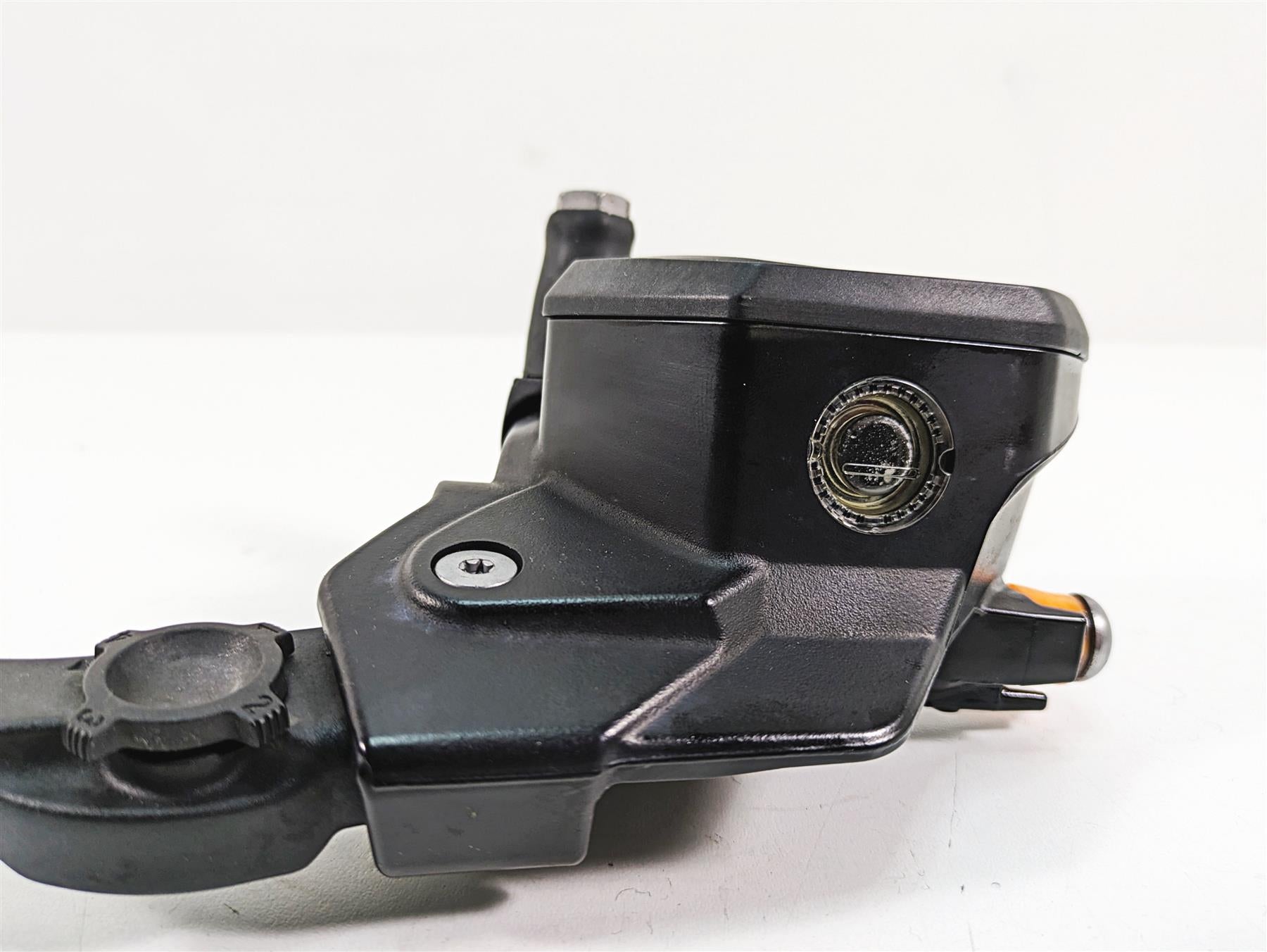2016 BMW R1200R K53 Front Brake Master Cylinder + Lever 32728559604 {{ shop.shopifyCountryName }} - Mototech271