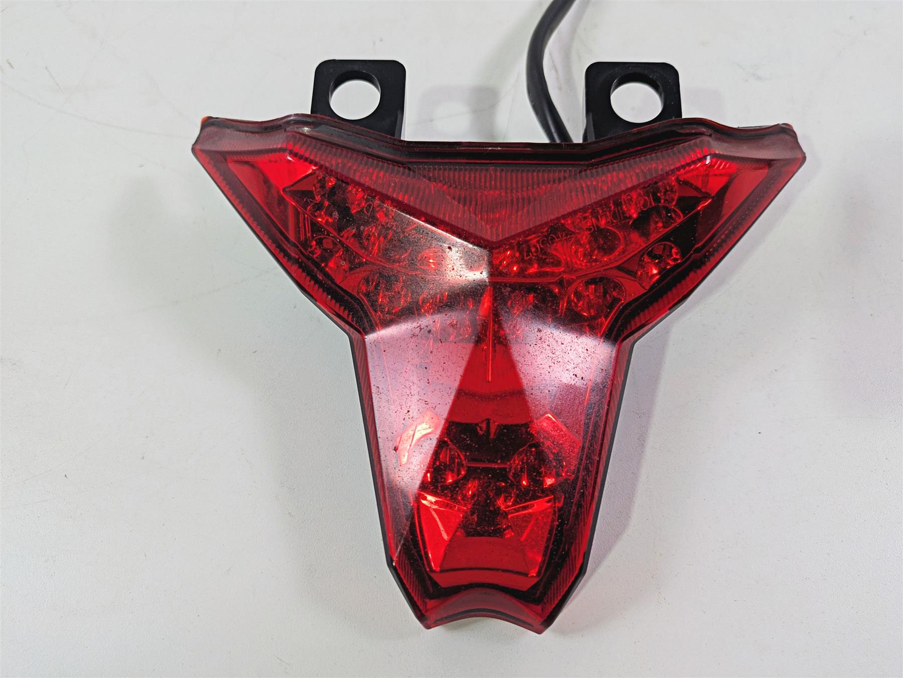 2016 Kawasaki ZX10R Ninja Rear Taillight Tail Lamp - Read 23025-0332 23025-0377 {{ shop.shopifyCountryName }} - Mototech271
