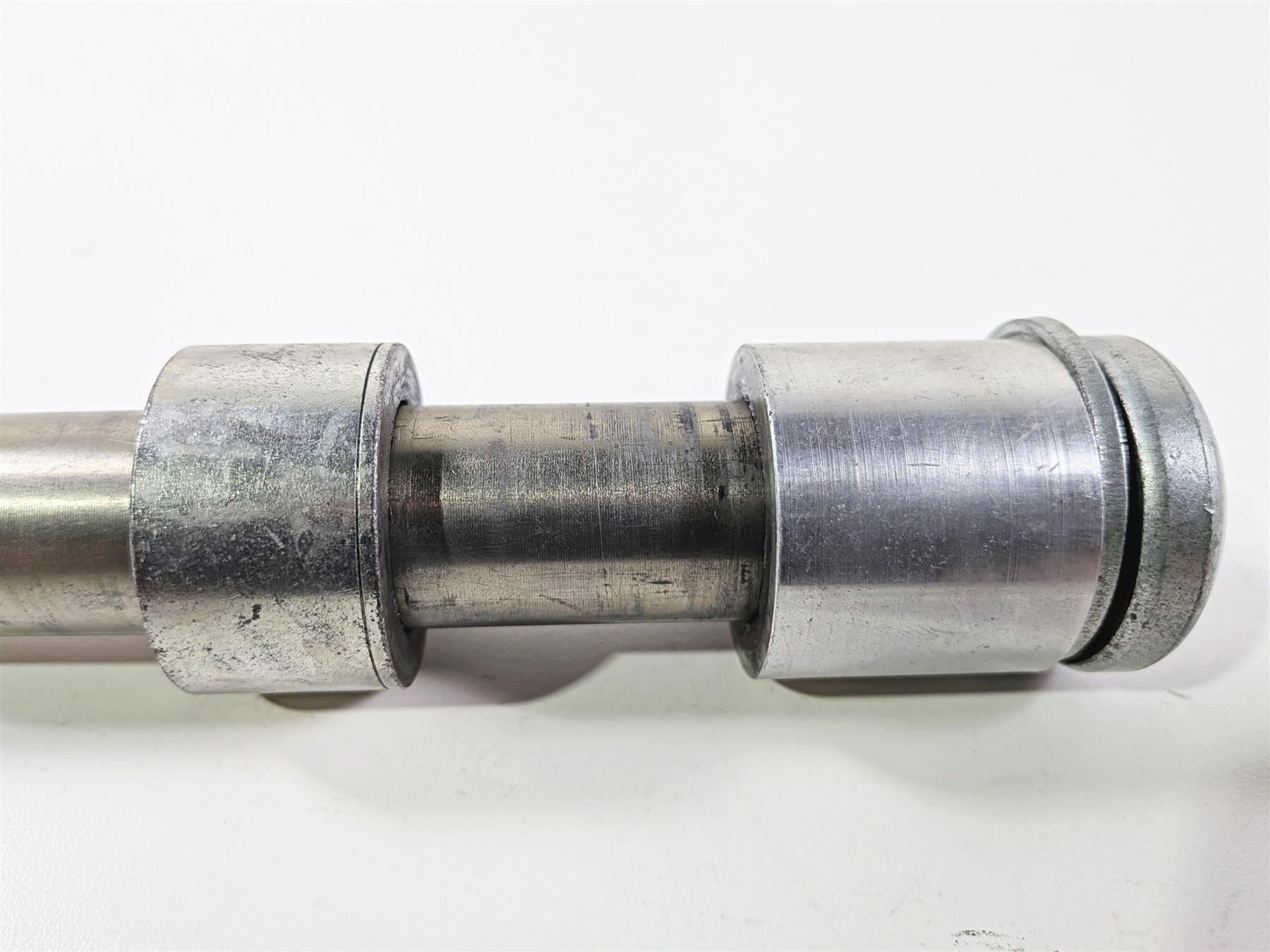 2009 Harley FXCWC Softail Rocker Straight Front Axle Wheel Spindle 41348-08 {{ shop.shopifyCountryName }} - Mototech271