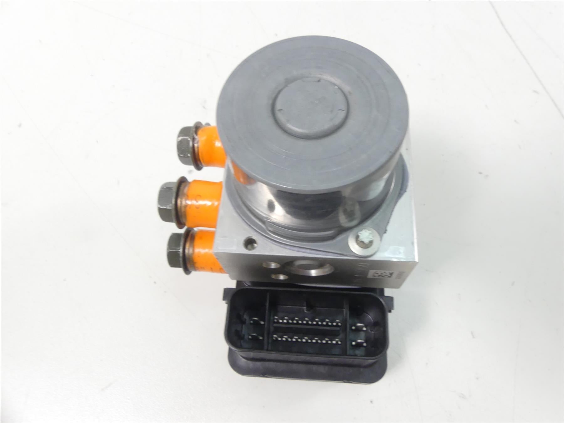 2019 Indian Motorcycle Co. FTR1200 Abs Brake Module Unit Pump 2207862 {{ shop.shopifyCountryName }} - Mototech271