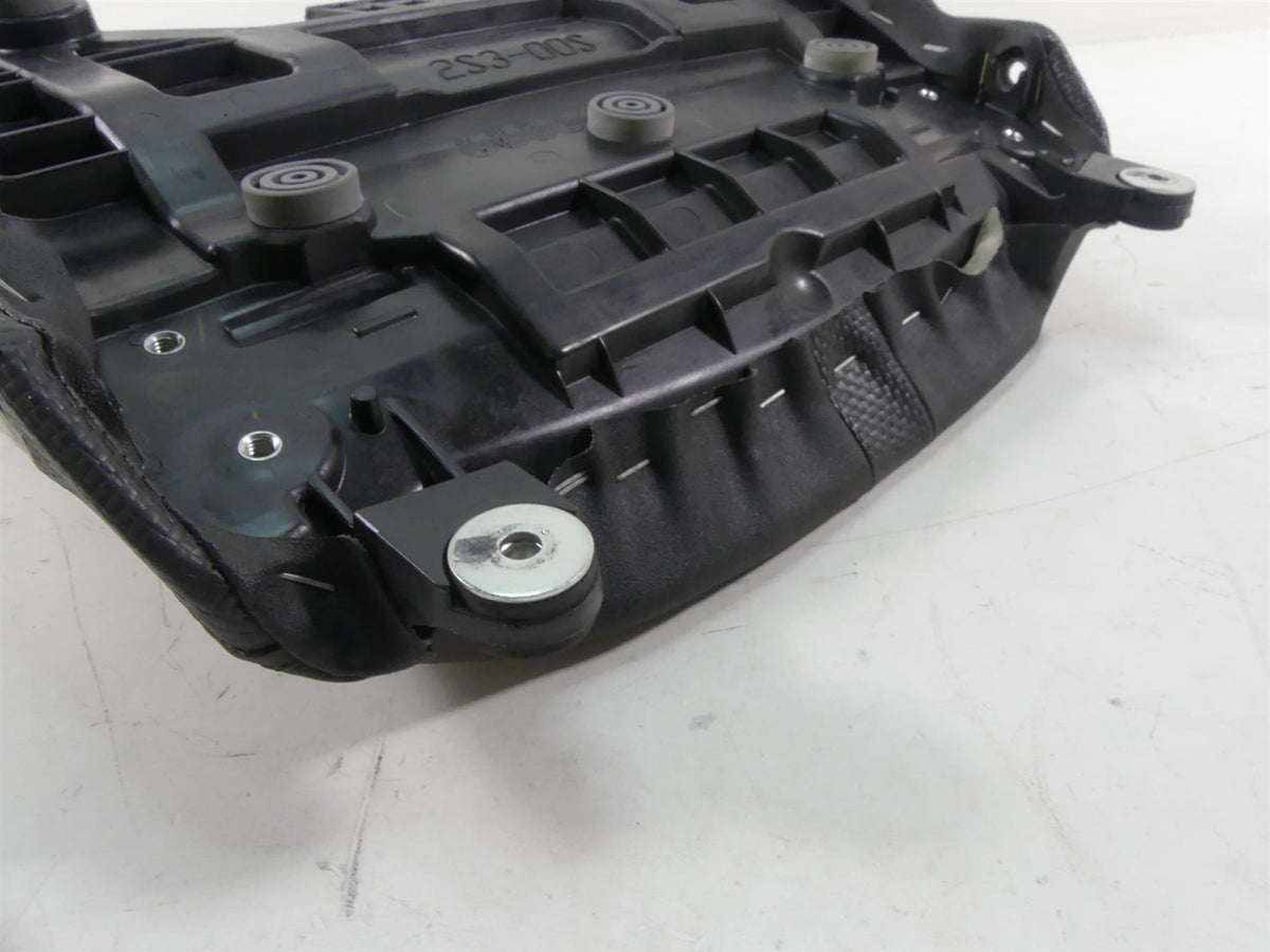 2013 Yamaha VMX17 V-Max 1700 Front Driver Rider Saddle Seat 2S3-24710-10-00 {{ shop.shopifyCountryName }} - Mototech271