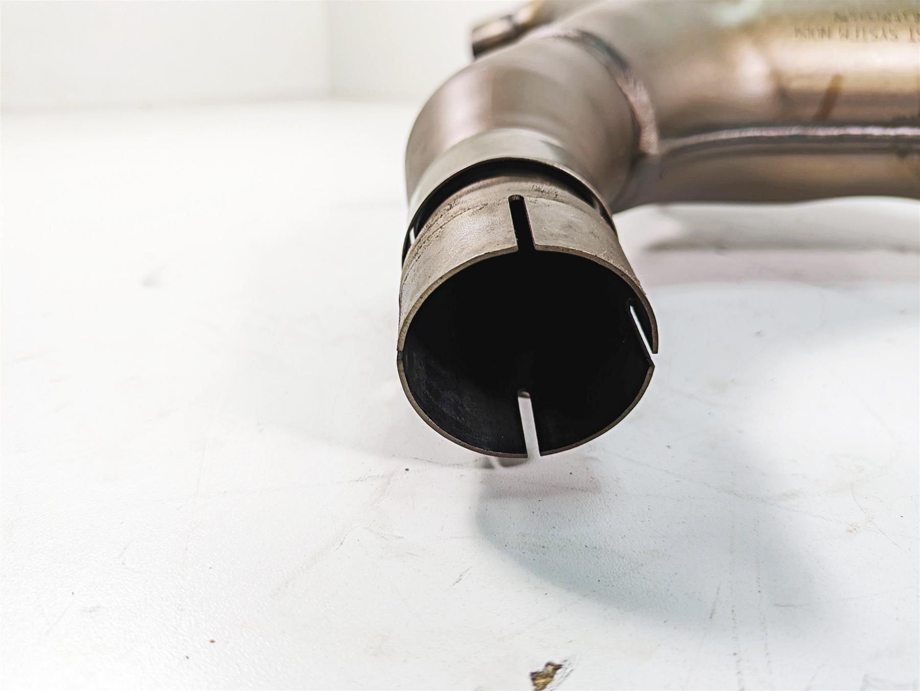 2020 Moto Guzzi V85 TT Adventure Oem Exhaust Pipe Center Chamber 2B0053175 {{ shop.shopifyCountryName }} - Mototech271