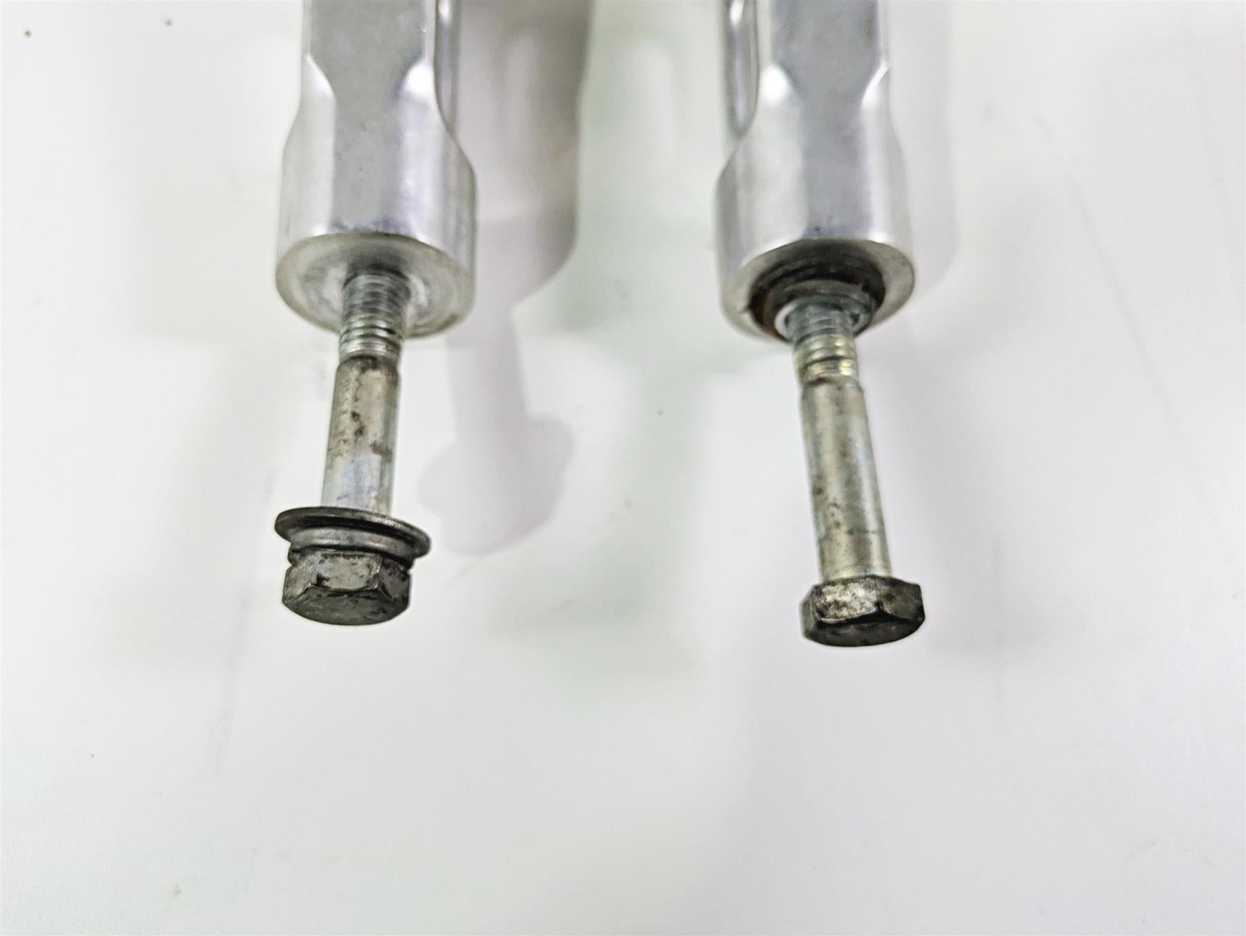 2002 Indian Spirit Deluxe Handlebar Riser Holder 39-047 39-048 {{ shop.shopifyCountryName }} - Mototech271