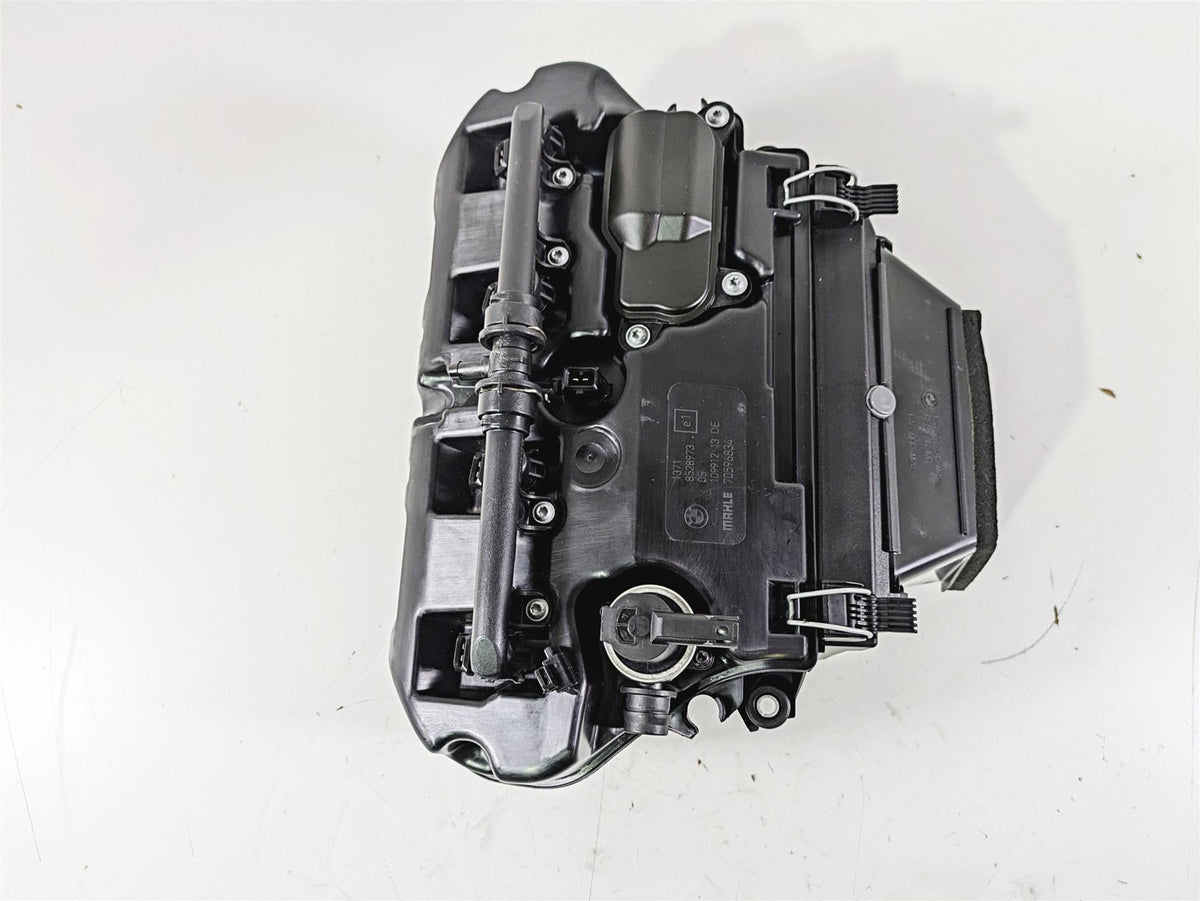 2016 BMW S1000RR K46 Air Box Cleaner Breather & Injectors 13718561315 {{ shop.shopifyCountryName }} - Mototech271