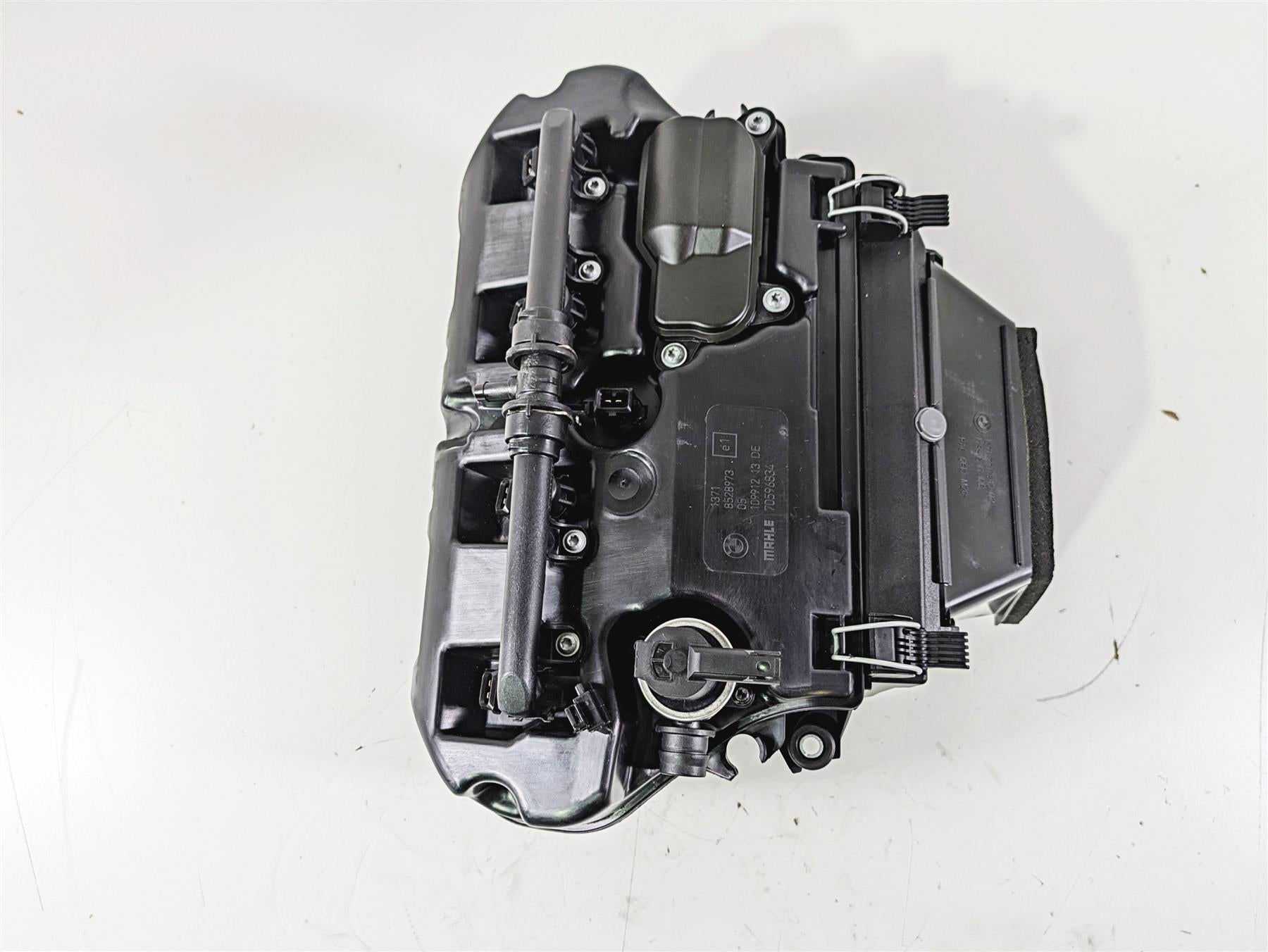2016 BMW S1000RR K46 Air Box Cleaner Breather & Injectors 13718561315 {{ shop.shopifyCountryName }} - Mototech271