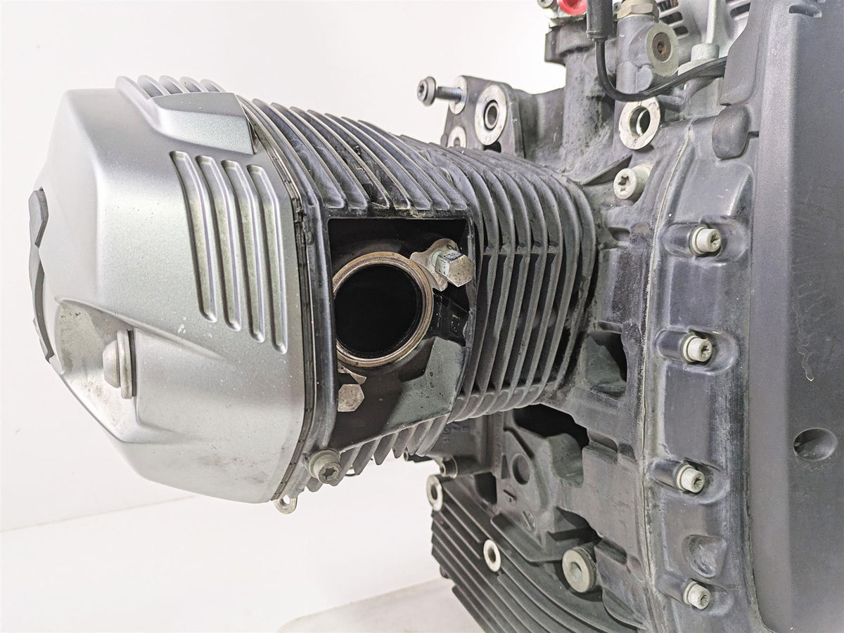 2018 BMW R nineT Urban GS K33 Running Engine Motor & Alternator 36k 11008558428 {{ shop.shopifyCountryName }} - Mototech271
