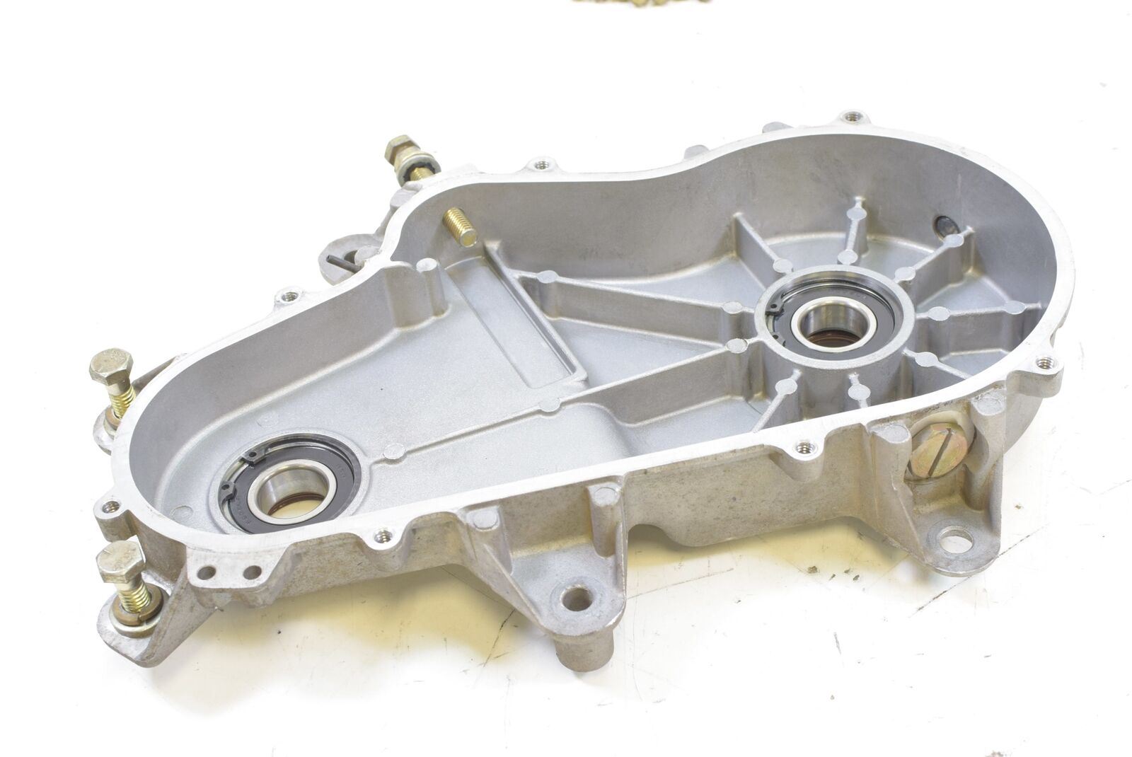 2010 Polaris Dragon RMK 800 S10PG8ESA Chain Gears Case Secondary Drive 5136088 {{ shop.shopifyCountryName }} - Mototech271