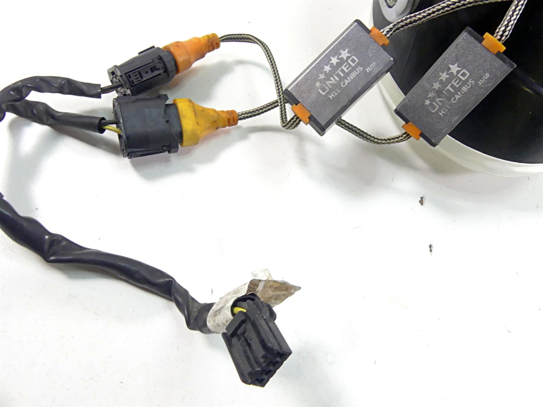 2013 Harley VRSCF Muscle Vrod Led Headlight Head Light Lamp Lens 69873-07B {{ shop.shopifyCountryName }} - Mototech271