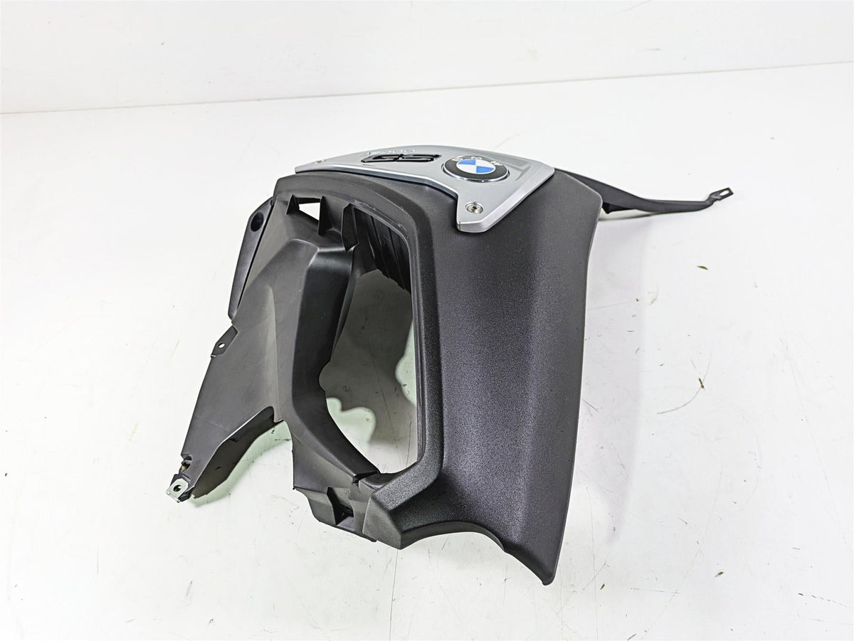 2017 BMW F800GS Adv K75 Right Main Tank Fairing Cover 46638530530 {{ shop.shopifyCountryName }} - Mototech271
