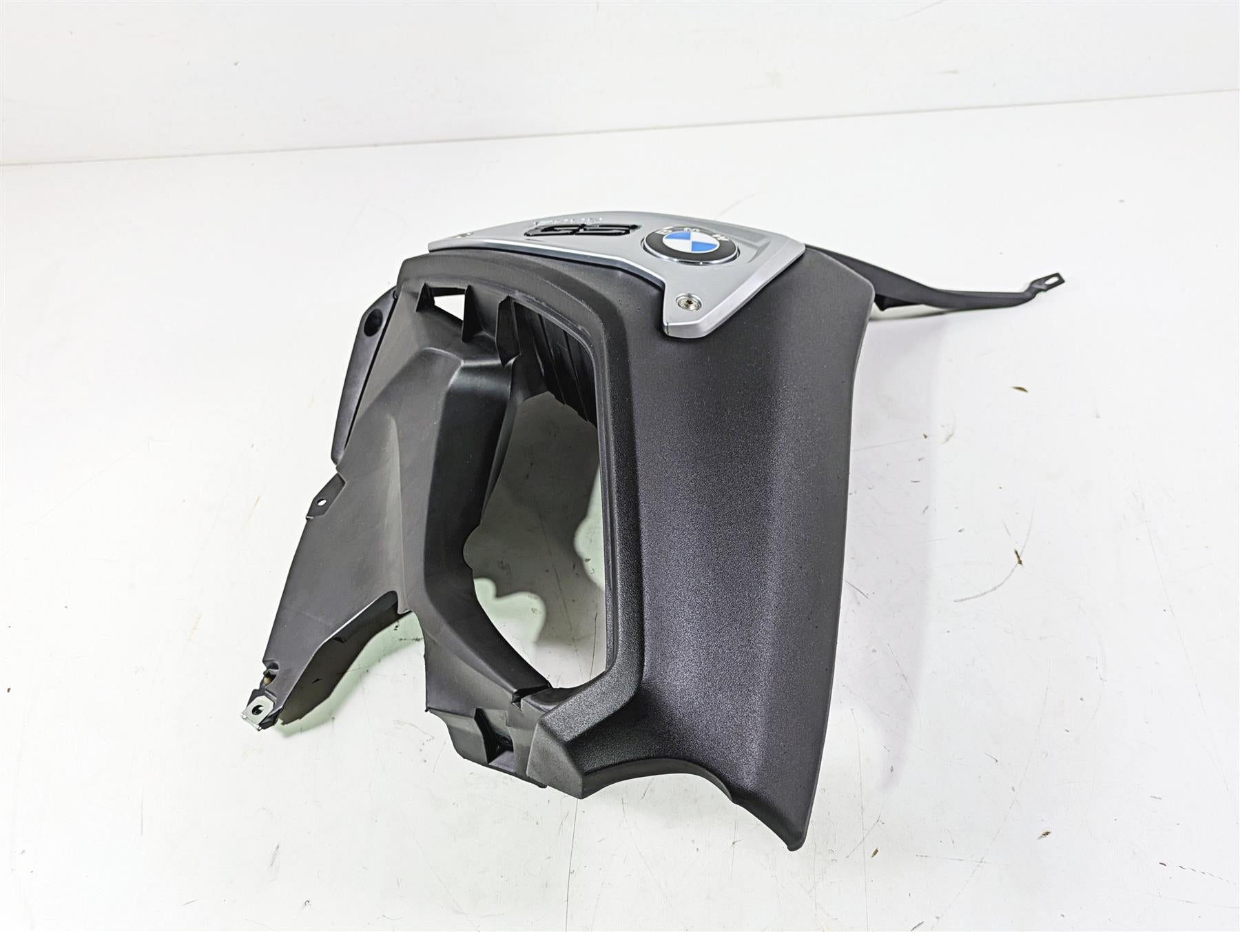 2017 BMW F800GS Adv K75 Right Main Tank Fairing Cover 46638530530 {{ shop.shopifyCountryName }} - Mototech271
