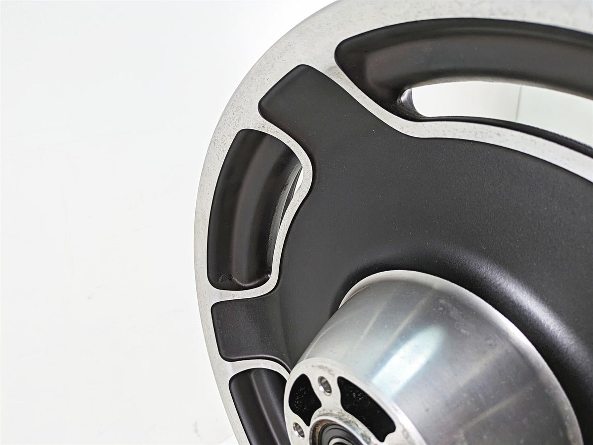 2006 Harley Touring FLHXI Street Glide Nice 16x3 Cast Front Wheel Rim 41285-06 {{ shop.shopifyCountryName }} - Mototech271