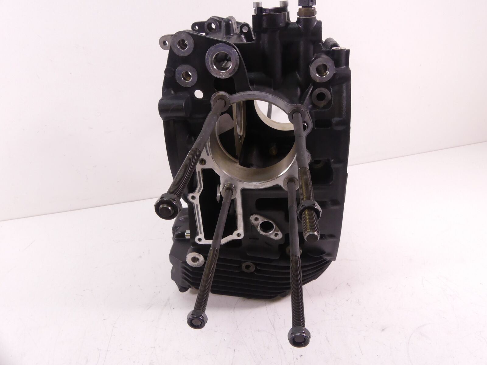 2008 BMW R1200RT K26 Engine Motor Crankcase Crank Case 34K 11117701990 {{ shop.shopifyCountryName }} - Mototech271