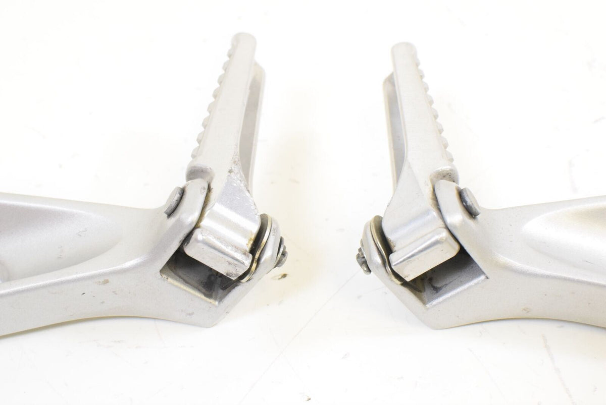 2014 Honda CBR1000RR CBR1000 Rear Passenger Footpeg Foot Ped SET 50760-MFL-D20 {{ shop.shopifyCountryName }} - Mototech271