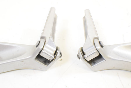 2014 Honda CBR1000RR CBR1000 Rear Passenger Footpeg Foot Ped SET 50760-MFL-D20 {{ shop.shopifyCountryName }} - Mototech271
