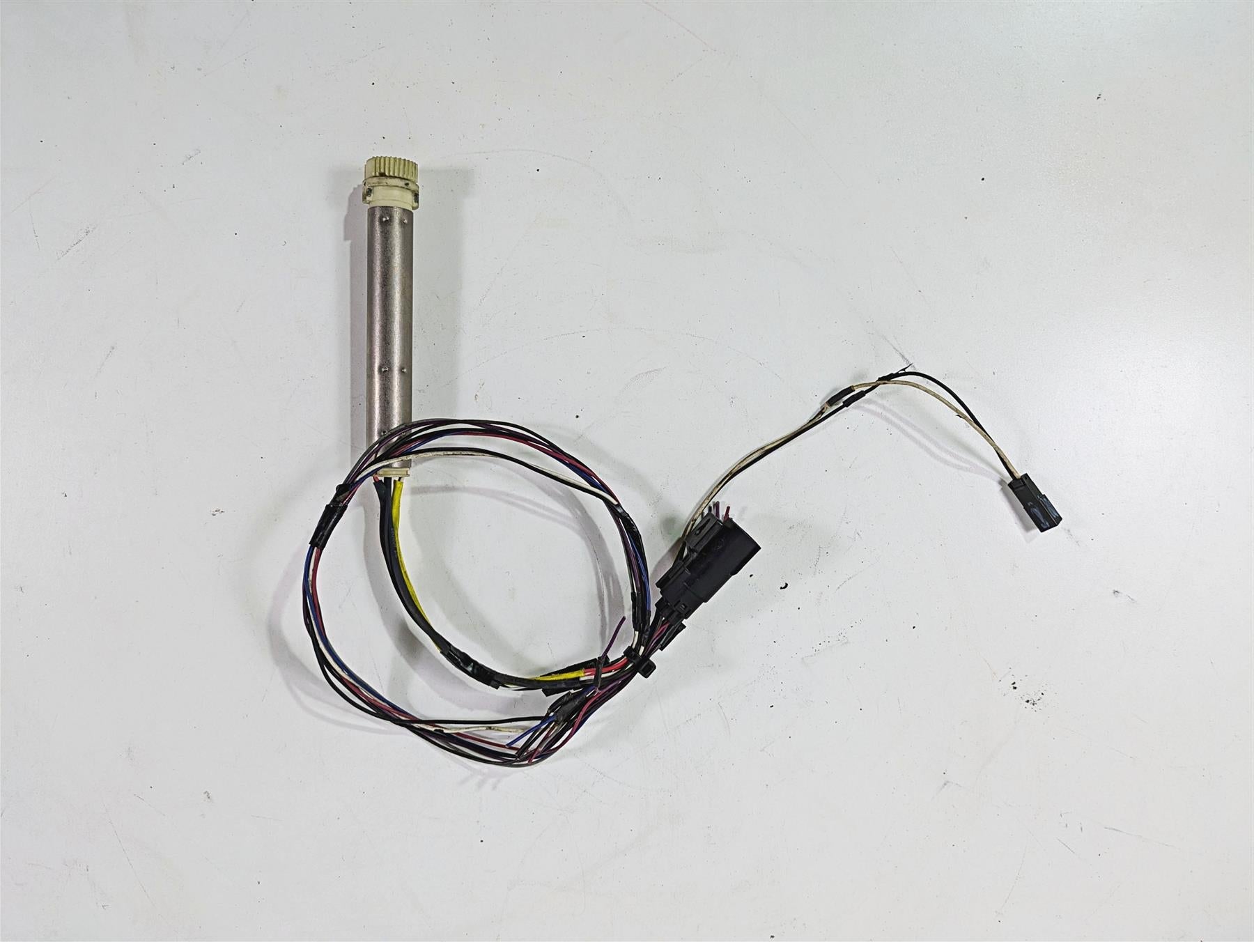 2010 Harley Touring FLHTK Electra Glide Ride Fly By Wire Sensor - Read 32305-08B {{ shop.shopifyCountryName }} - Mototech271