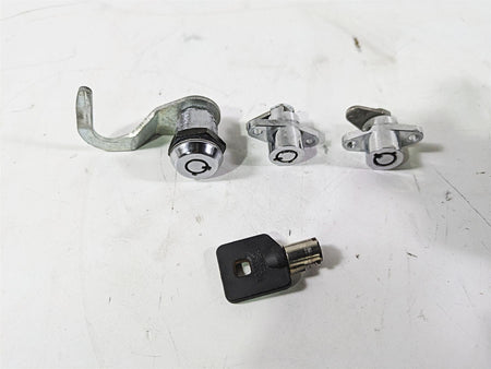 2008 Harley Touring FLHTCU E-Glide 105TH Ignition Switch Key Lock Set 71572-06 {{ shop.shopifyCountryName }} - Mototech271