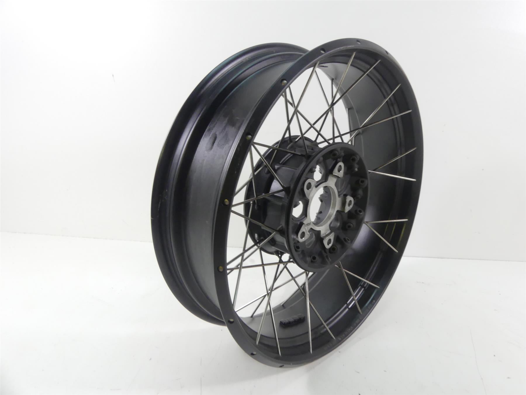 2016 BMW R1200GS K50 Straight Rear Spoke Wheel Rim 17x4.5 36318526666 {{ shop.shopifyCountryName }} - Mototech271