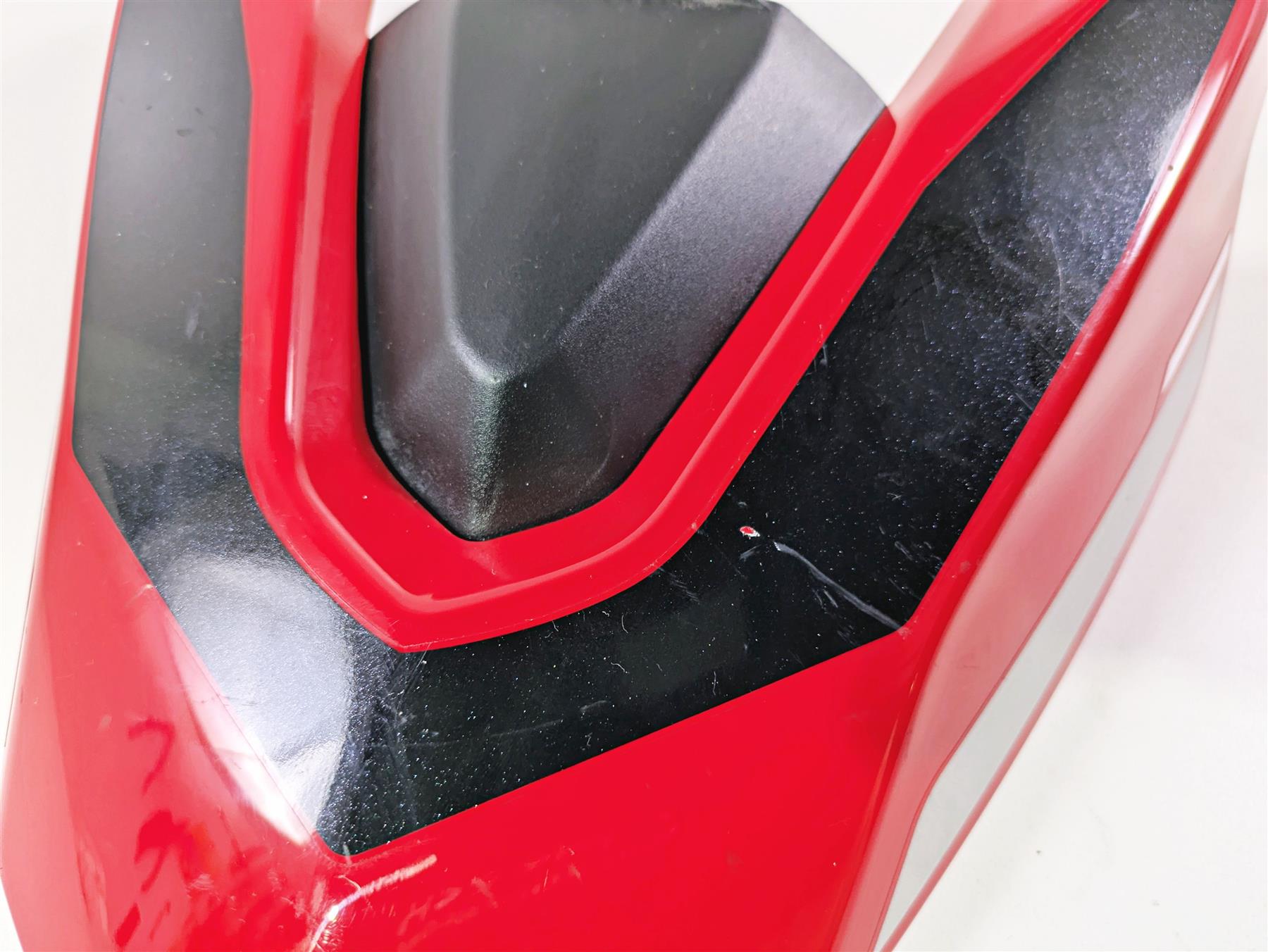 2024 Triumph Tiger 900 GT Upper Nose Fender Guard Beak T2312004 T2313116 {{ shop.shopifyCountryName }} - Mototech271