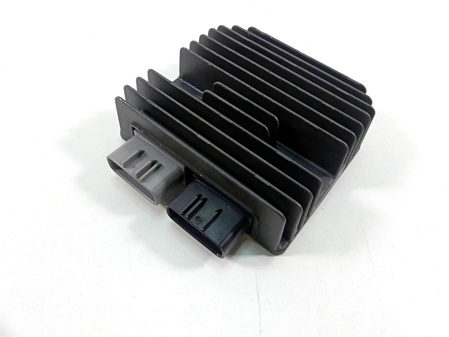 2018 Can Am Commander 1000R XT Rectifier Voltage Regulator FH024AA 710005842 {{ shop.shopifyCountryName }} - Mototech271