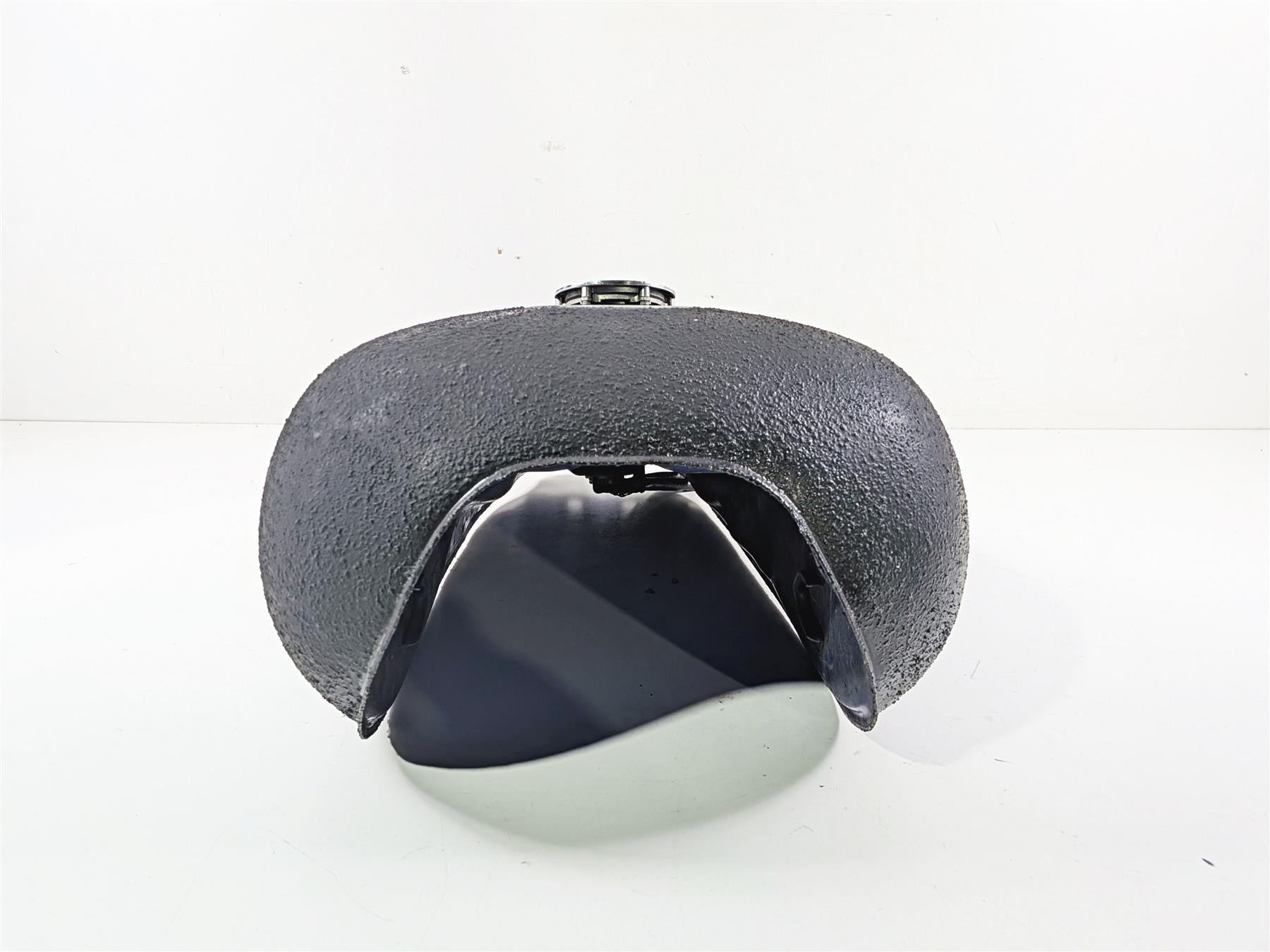 2001 Suzuki VZ800 Marauder Fuel Gas Petrol Tank Reservoir 49200-48ED0-33J {{ shop.shopifyCountryName }} - Mototech271