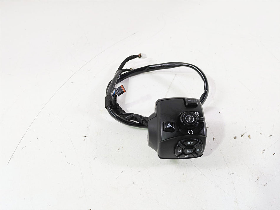 2022 Harley RA1250 S Pan America Right Hand Control Switch 71500523A {{ shop.shopifyCountryName }} - Mototech271