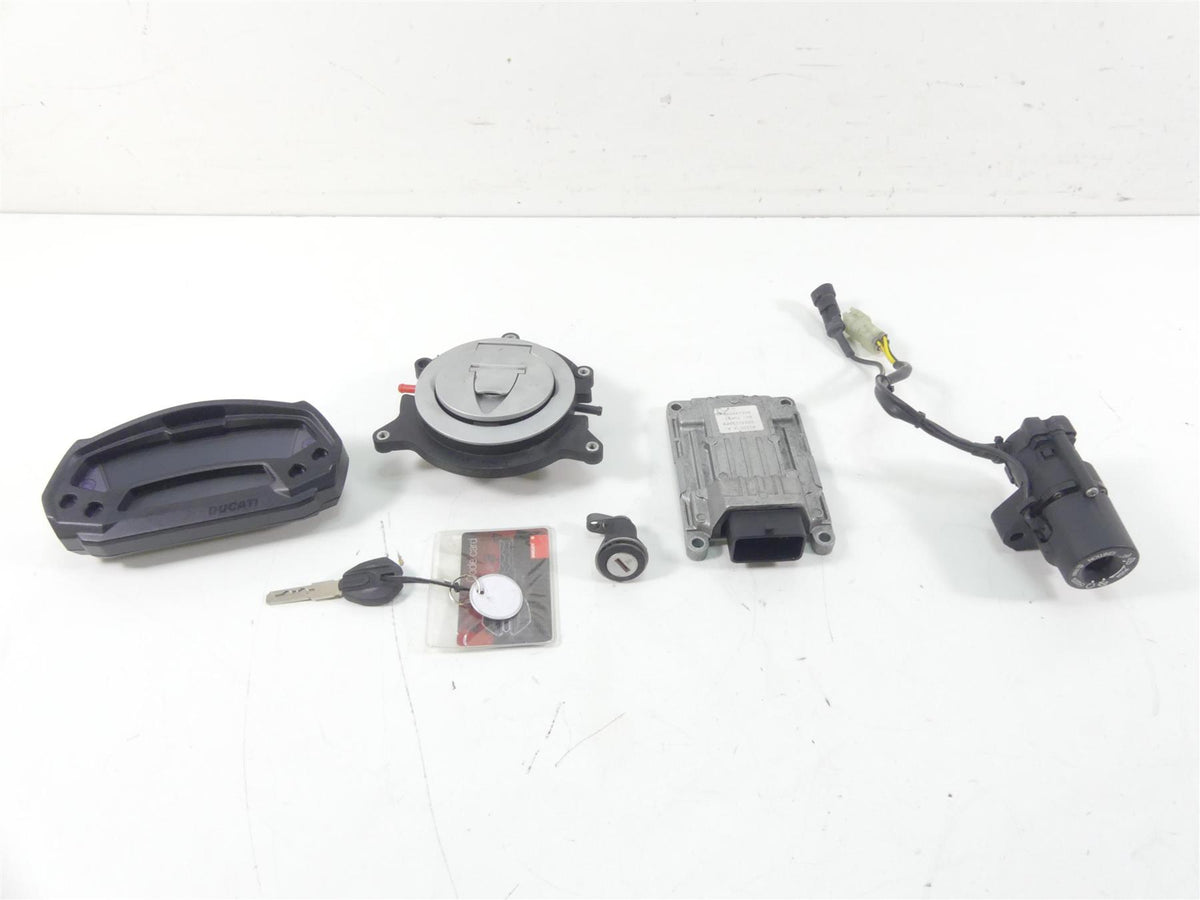 2009 Ducati Monster 1100 S Cdi Ecu Speedo Gauges Ignition Switch Key 40610703A {{ shop.shopifyCountryName }} - Mototech271
