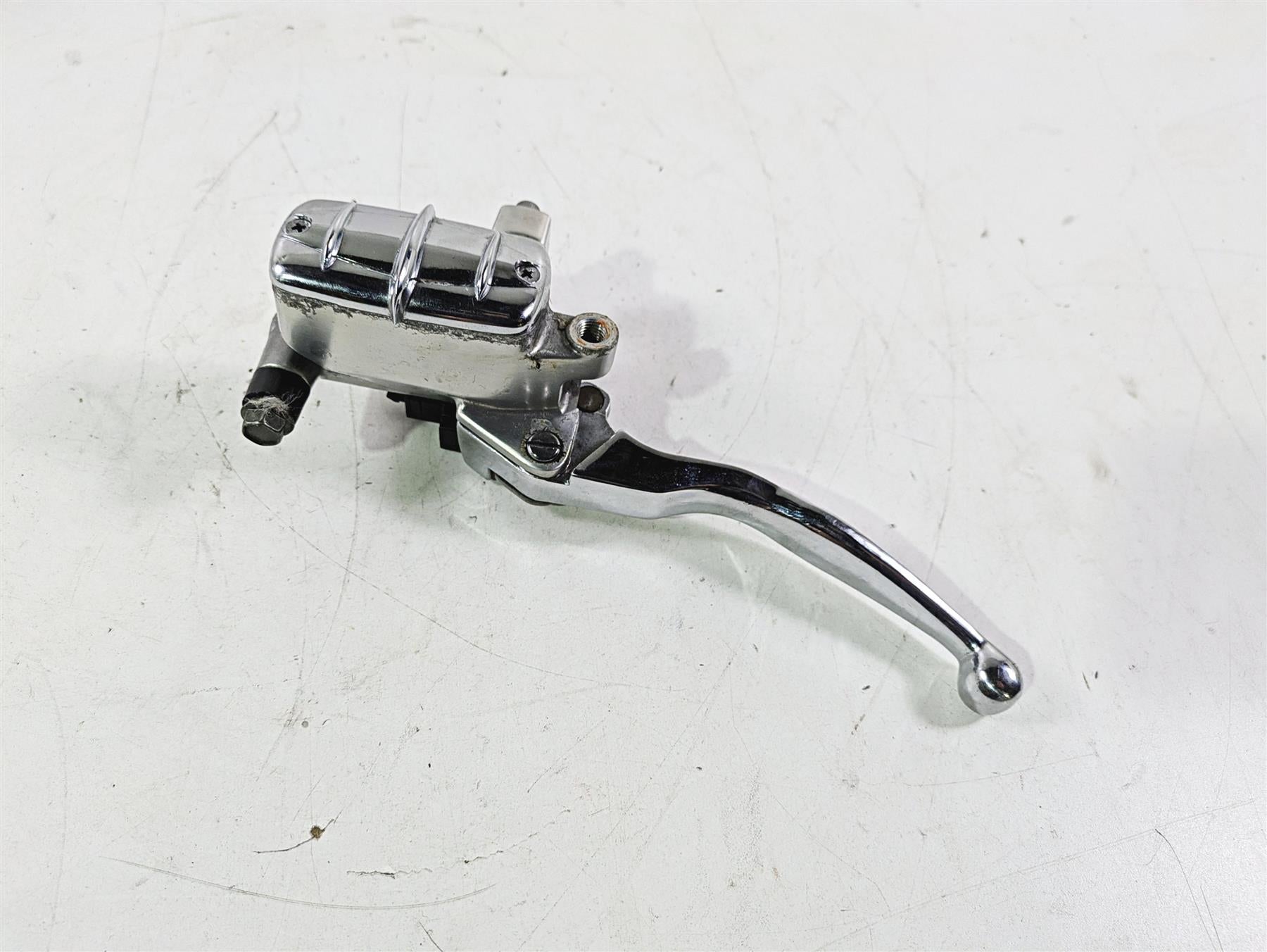 2004 Yamaha XVZ1300 Royal Star Nissin Clutch Master Cylinder 5/8 4NK-W2645-00-00 {{ shop.shopifyCountryName }} - Mototech271