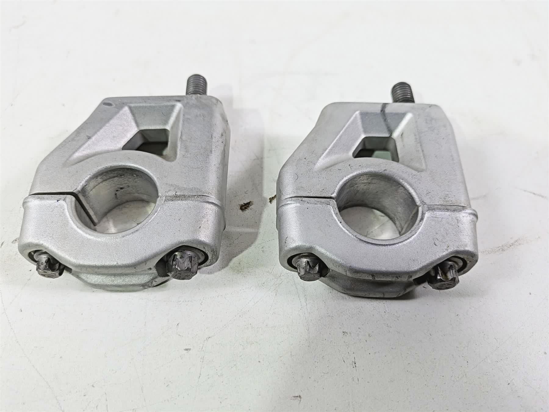 2009 BMW R1200GS K255 Adv Handlebar Risers 28.5Mm 31427718173 {{ shop.shopifyCountryName }} - Mototech271