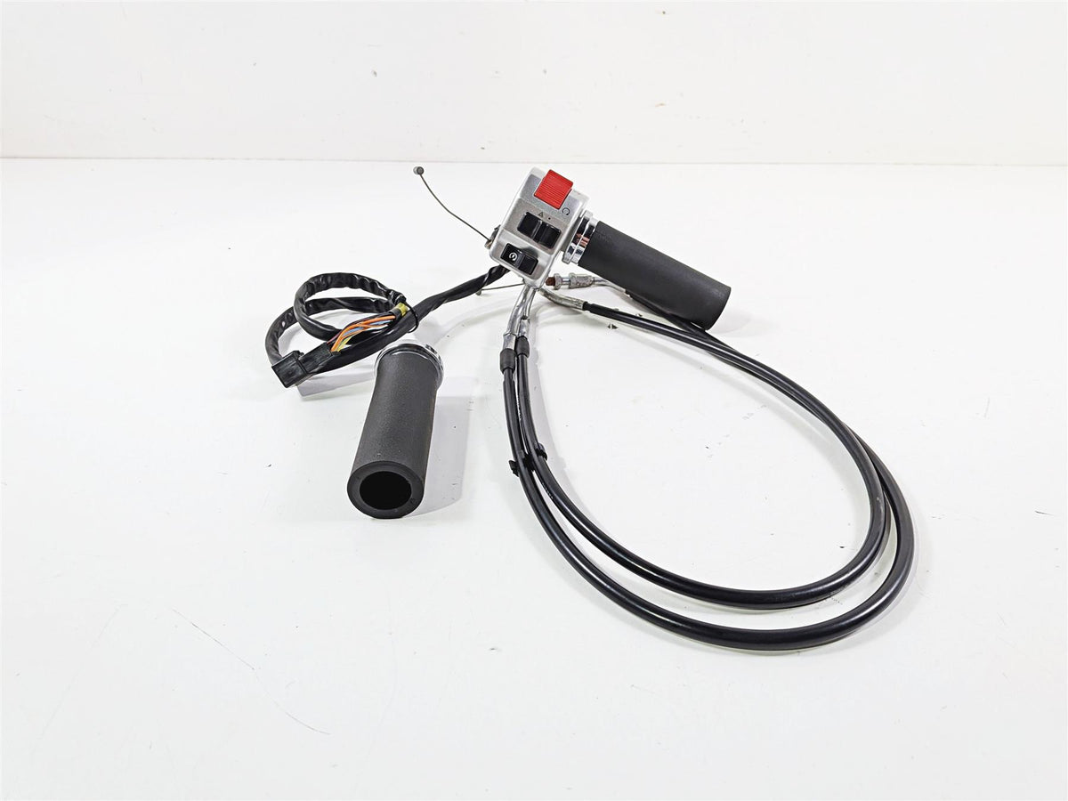 2005 Suzuki VZ800 M50 Boulevard Right Hand Control Switch -Read 37200-39G50 {{ shop.shopifyCountryName }} - Mototech271