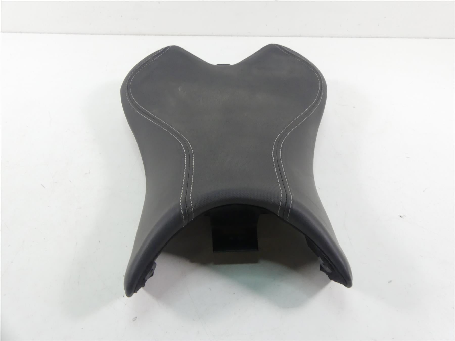 2018 Triumph Street Triple 765RS Front Rider Driver Seat Saddle T2308430 {{ shop.shopifyCountryName }} - Mototech271
