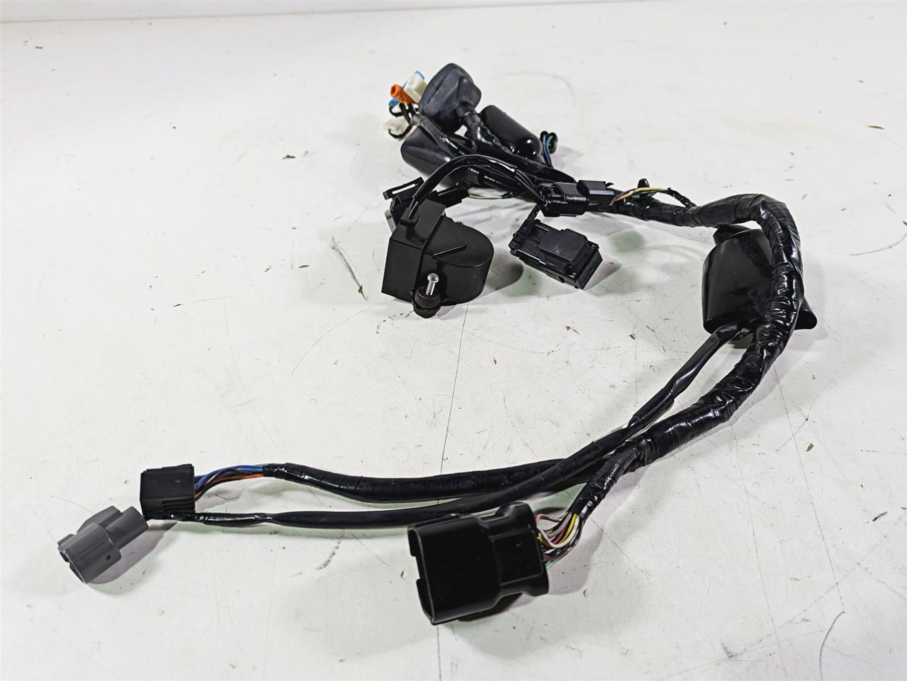 2008 Honda CBR1000RR SC59 Front Gauges Wiring & Fall Sensor 32103-MFL-670 {{ shop.shopifyCountryName }} - Mototech271